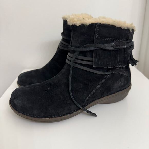 UGG Shoes - UGG Gaviota Boots Suede Fringe Shearling Wrap Ties Black Sz 9 Casual Boho Cozy
